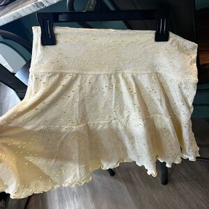 Arie offline yellow skirt